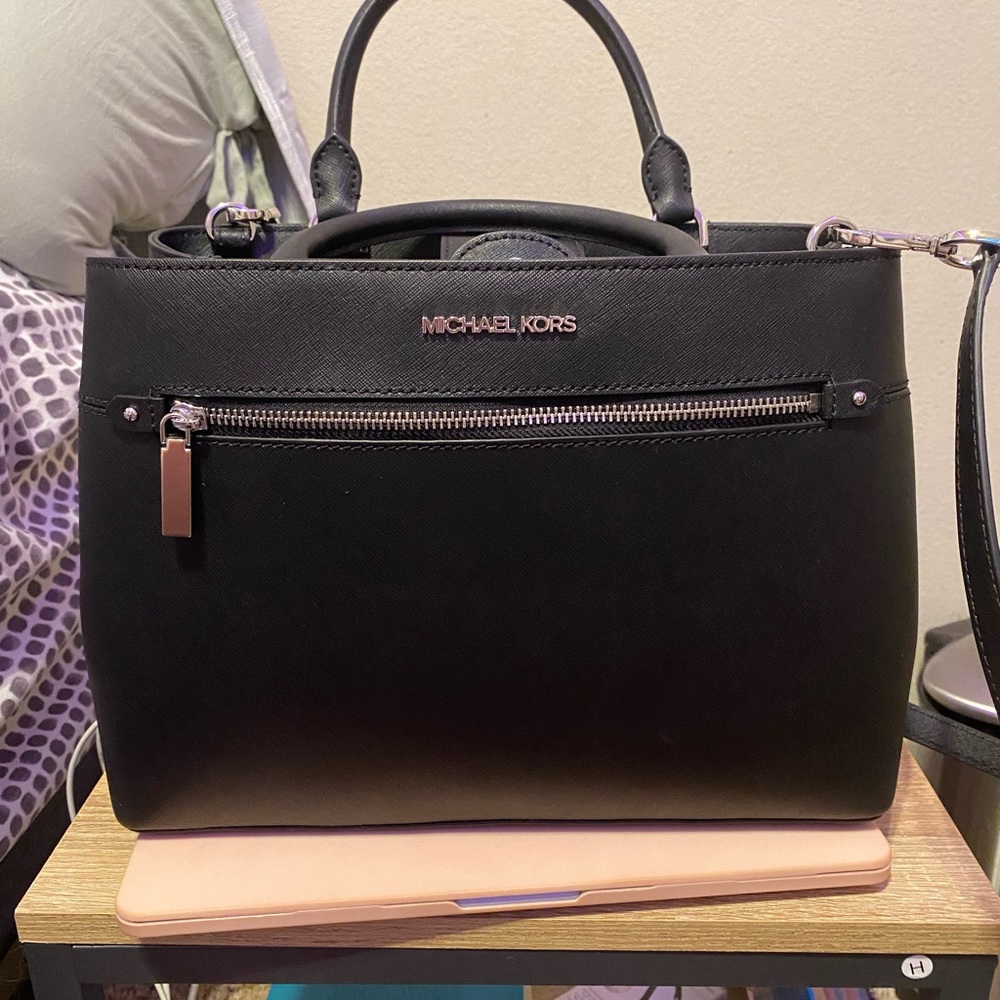 Michael Kors Hailee Large Saffiano Leather Satchel